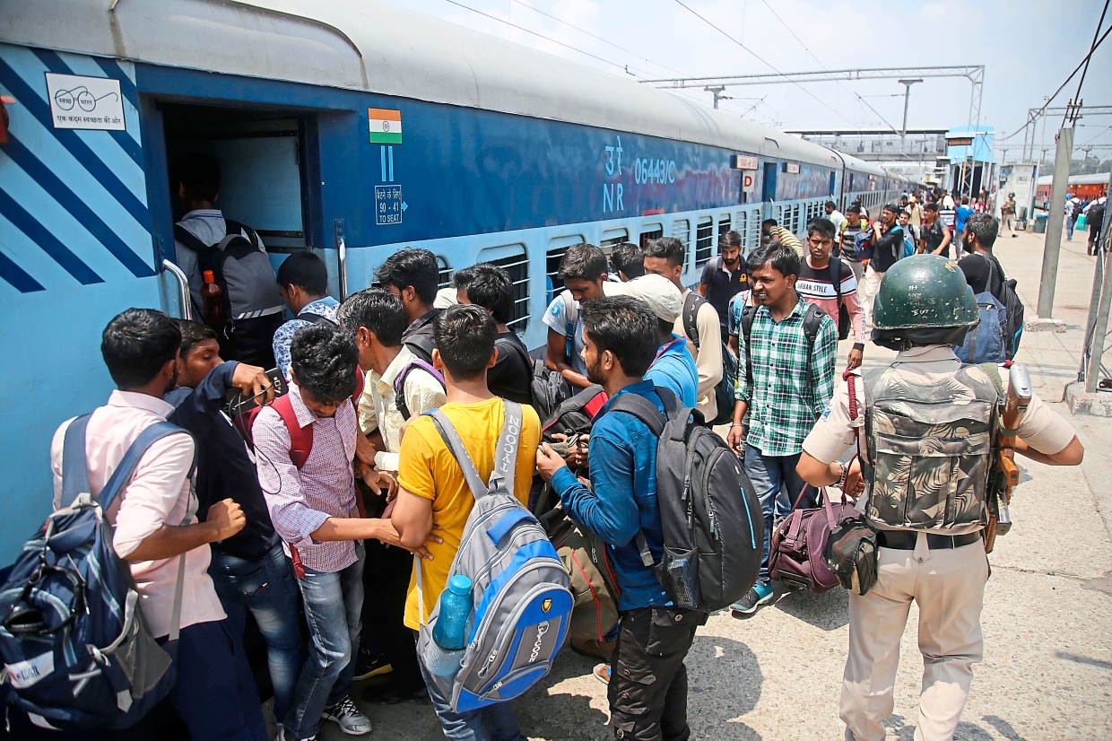 Tourists and non-residents rushing to escape the dragnet. - AFP