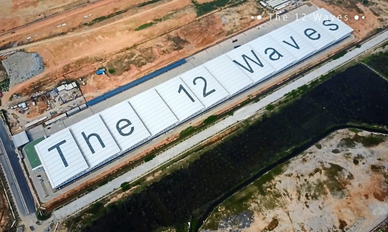 A new wave: The 12 Waves is a next-generation logistics hub that offers full spectrum and integrated logistics supply chain solutions. With innovative features such as ambient, air-conditioned and coldroom temperature compartmentalised control, this 650,000sqft warehouse was built at a cost of RM120mil to include environmental-friendly fittings, a public service area and a 750m-long Japanese garden.