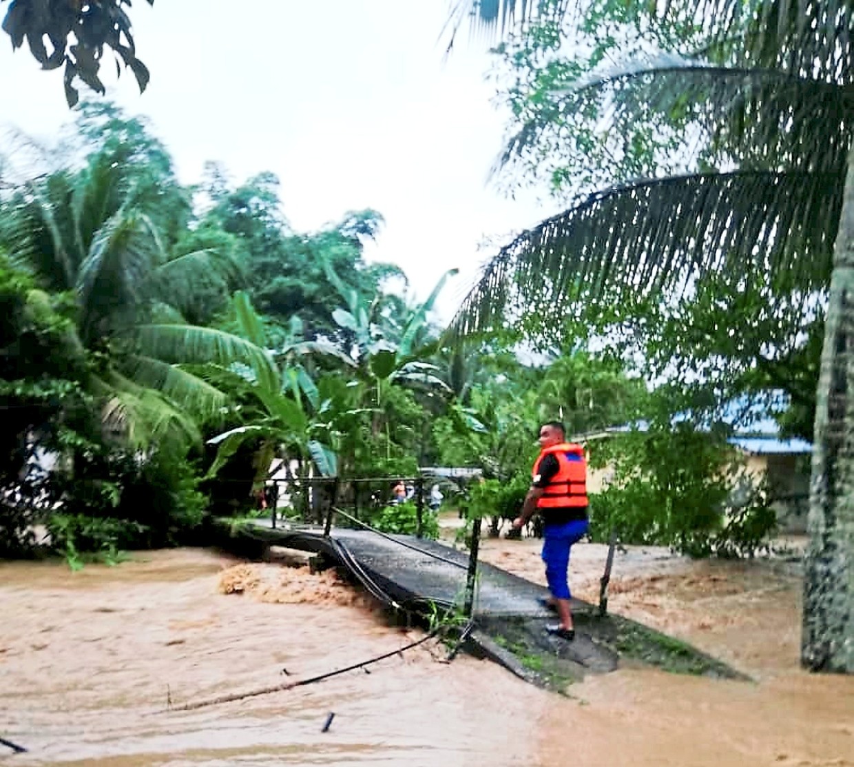 50 Flood Evacuees In Baling Still At Relief Centres The Star