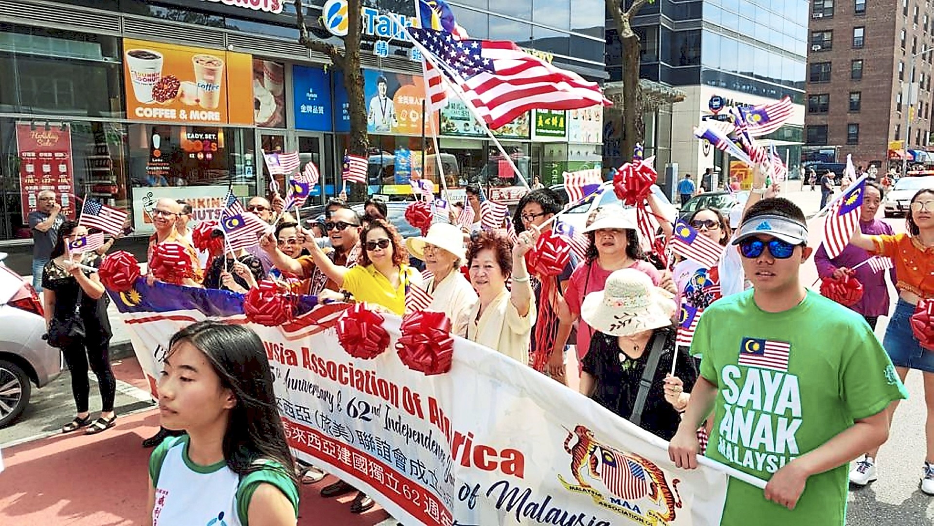 Malaysian Association Marks 35 Years With Parade The Star