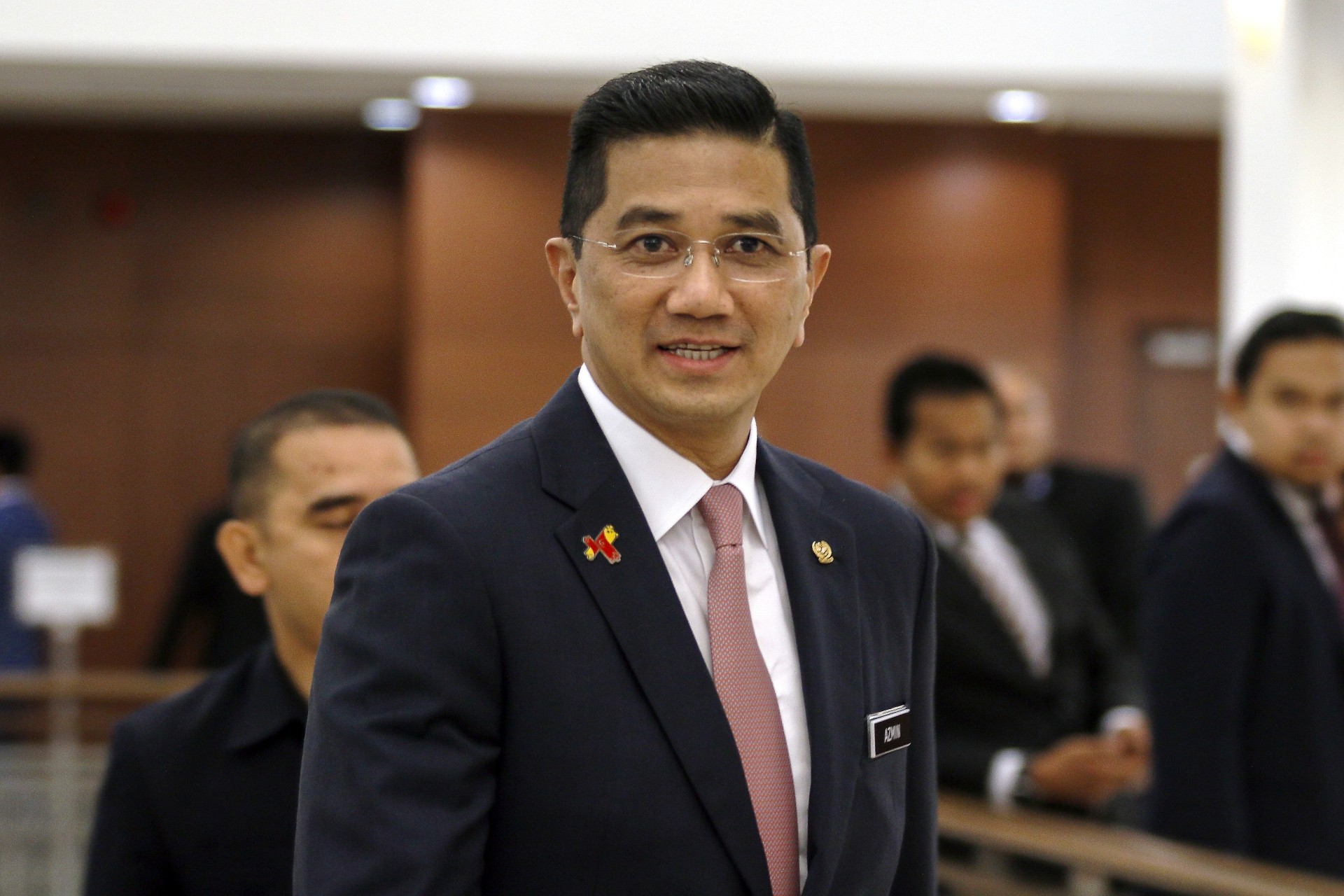 Guarantee us an end to tolls, Azmin tells firms | The Star