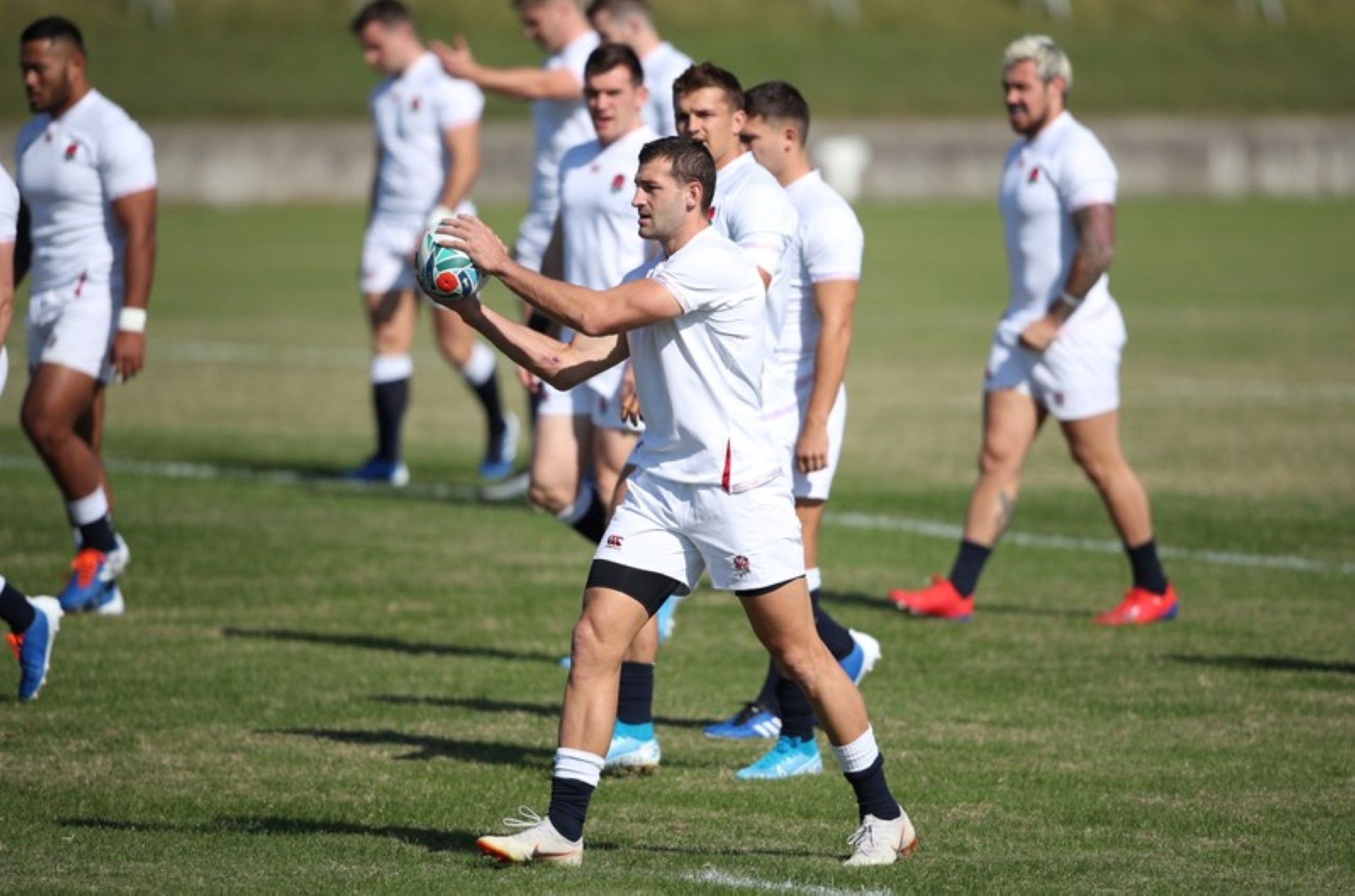 Rugby: Youthful England ride wave of royal support | The Star