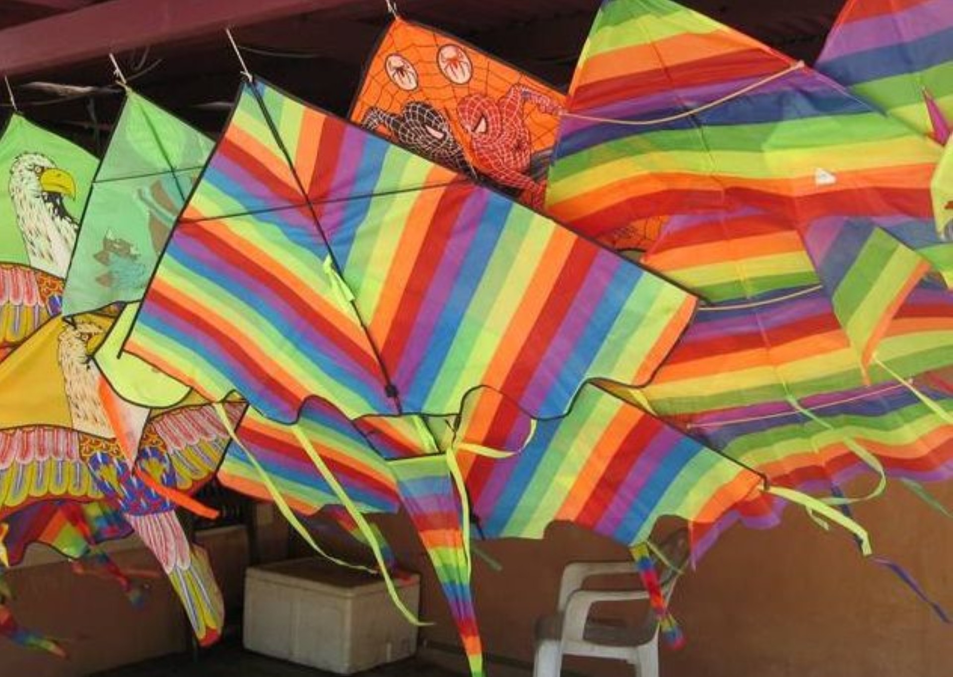 Kite string slits toddler’s throat | The Star