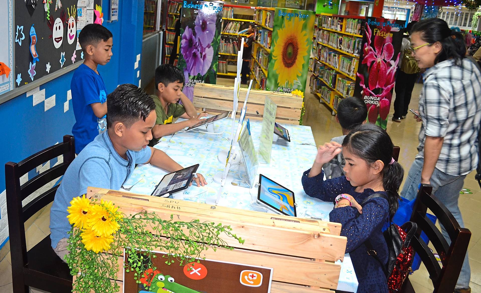 Book boost for Penang libraries | The Star