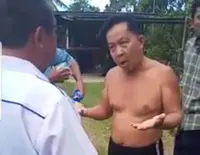 Man flies BN flag at home after scolding Warisan candidate Karim