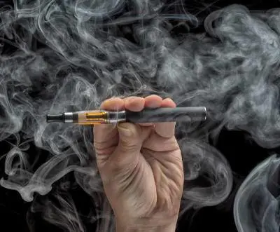 Duterte bans unregistered e-cigarettes and vaping in public