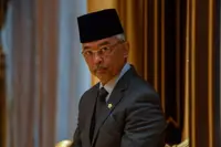 King decrees that all M'sians obey movement control order
