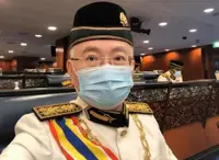 Dr Wee shows how Parliament meets in a time of Covid-19