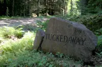 'A good place to hide:' New Hampshire locals had no idea Jeffrey Epstein ally holed up nearby