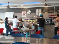 Restaurant operators say smokers flouting no-smoking ban