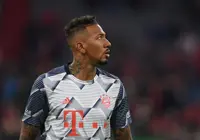 Bayern's Boateng urges players to take a knee in Champions League