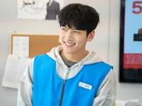 Actor Ji Chang-wook would like to try working at a convenience store