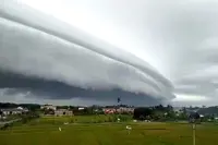 ‘Tsunami cloud’ goes viral, sparking fake news