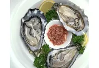 Sunday special of oysters and pearl jewellery
