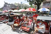 Hardly any angpows now