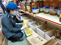 Cooking oil shortage in Kapit