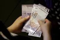 Senior fleeced of hard-earned cash to 'Adun' in the guise of buying devices for needy students