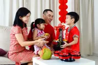 Prosperous DuitNow e-Angpows Uplifting this CNY - Overcoming Movement Restrictions with DuitNow QR