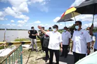 New retaining wall for Simunjan in Sarawak to stop erosion