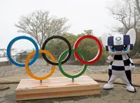 Underwriters puzzle over how to make pandemics insurable again