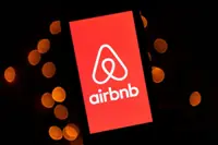 Airbnb clamps down on unregistered Paris rentals