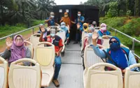 Open-top bus steals limelight at Felda settlement Jengka 3 Movak programme