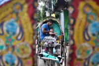 Bangladesh street kitchens battle to keep free food on the menu