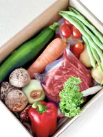 Mart offers quick meals and groceries