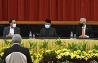 Perikatan, Pakatan sign historic bipartisan MoU in Parliament