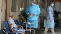 Coronavirus: Hong Kong’s elder care vaccination plan trying to save lives, not pressure older residents, minister says