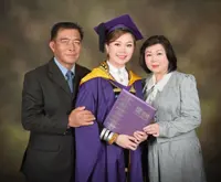 Sabahan wears traditional Kadazan outfit weighing over 4kg for her graduation