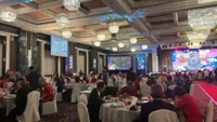 King attends CNY dinner organised by LBS Bina Group Berhad