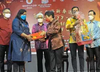 Single mothers and underprivileged receive food aid