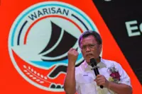 Warisan ropes in ex-Johor politicians