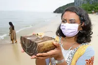 Keeping green campaign afloat at festival