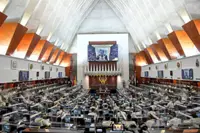 Constitutional amendment first on April 11, anti-hopping Bill later