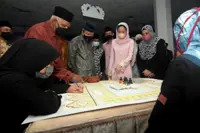 Selangor Sultan launches Al-Quran with Chinese translation