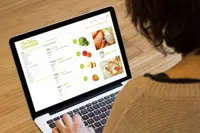 Five trends shaping e-grocery fulfillment in 2022