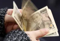 Global shares rise, US$ at 20-year high