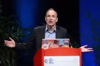 The World Wide Web’s creator wants metaverse VR