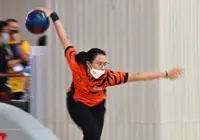 Bowlers surrender lead to settle for silver