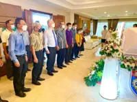 Hew contributed a lot to society, says Dr Wee in paying last respects to late philanthropist