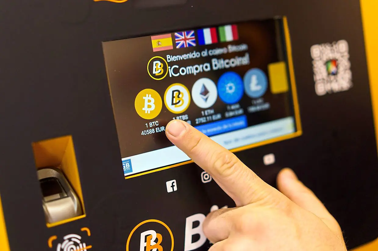 Young Malaysian investors unfazed by cryptocurrency crash | The Star