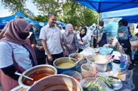 New morning bazaar in Section 27