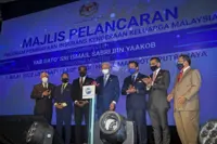 MyezyCover vehicle insurance to be expanded to GLCs, private sector, says PM