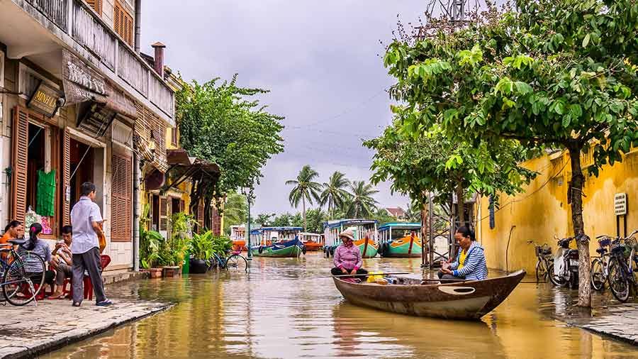 Vietnam listed among top 10 best destinations for expats in 2022 - Vimarsana News