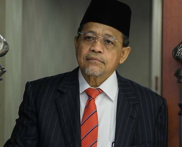 Shahidan: Chicken prices in Putrajaya to be 'lowest in the market' from Aug 1 - Vimarsana News