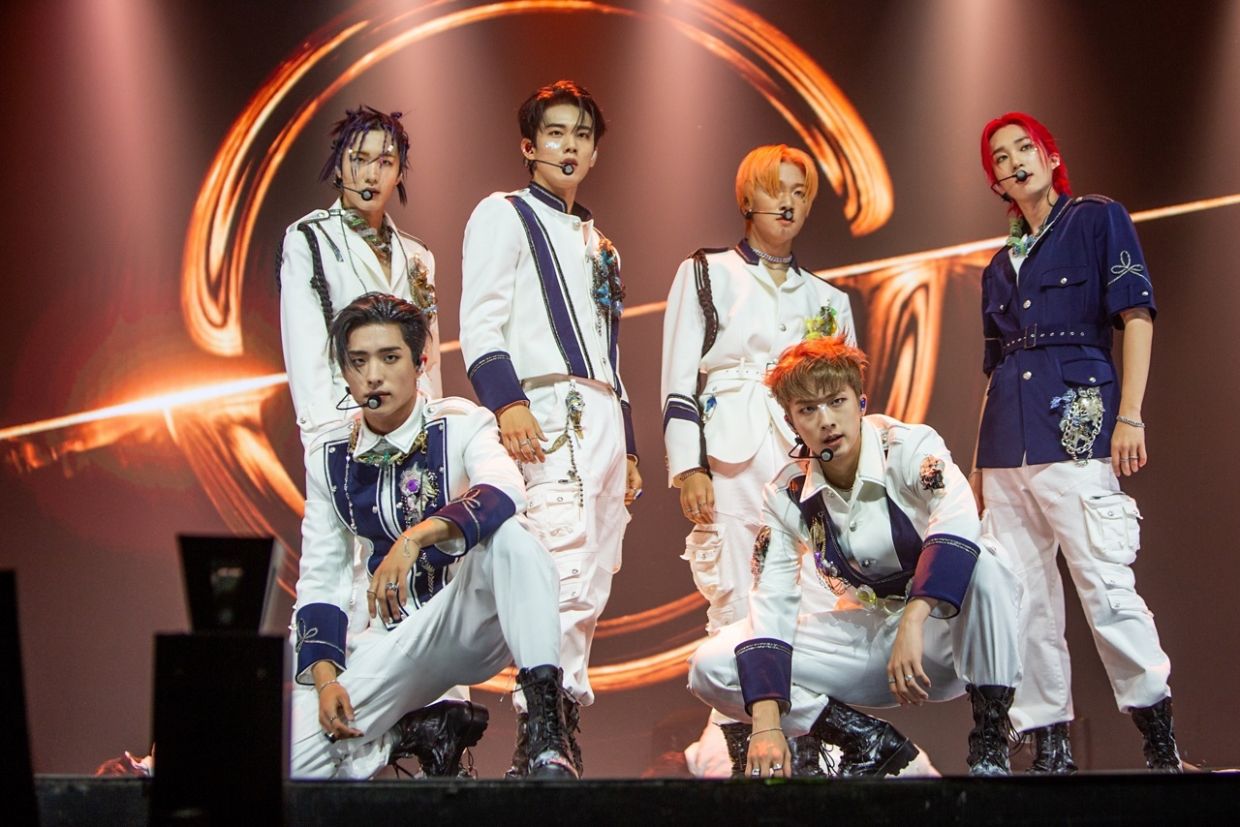Boy band P1Harmony poses for photos during a press showcase event for its fourth EP 'Harmony: Zero In' on Wednesday in Seoul. – Photo: FNC Entertainment