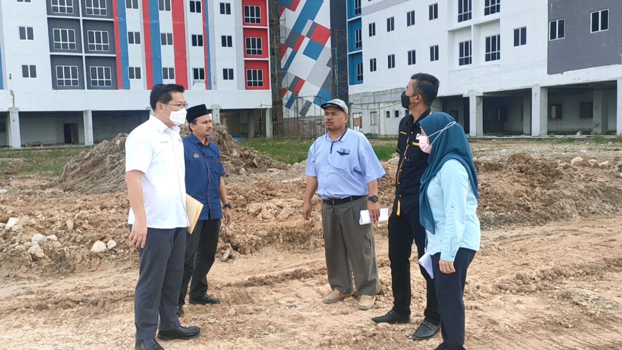 Govt reviving abandoned low-cost housing project in Melaka - Vimarsana News