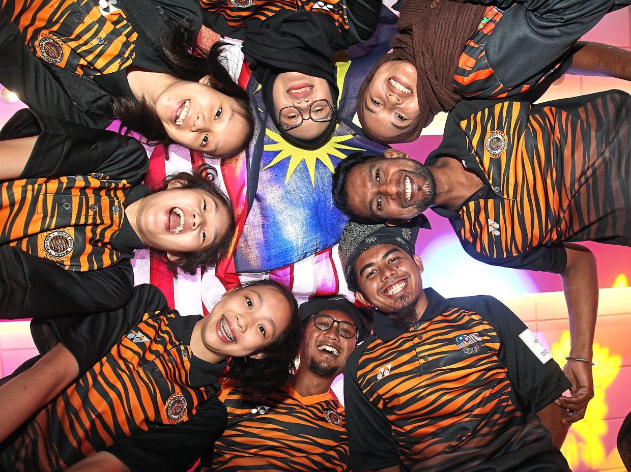 M'sians generally a happy bunch - Vimarsana News